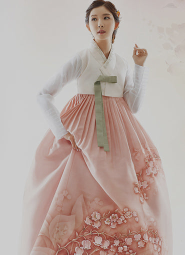Asian little girl wear Korean traditional dresses Stock Photo by ©tempakul  87862868